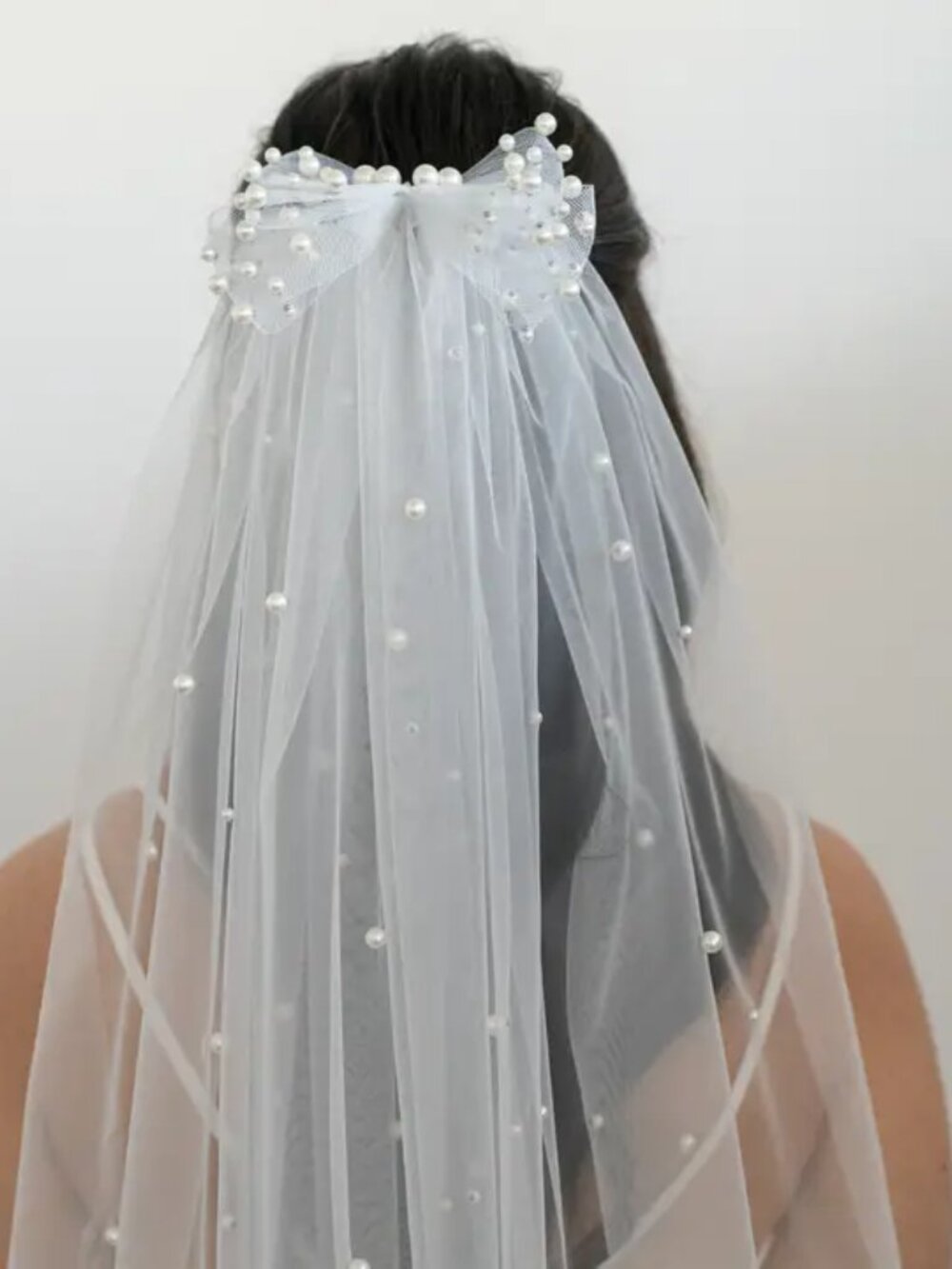 Pearl Bow Veil with Comb